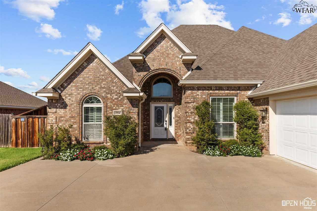 1704 Shoal Creek Drive, Wichita Falls, Texas image 3