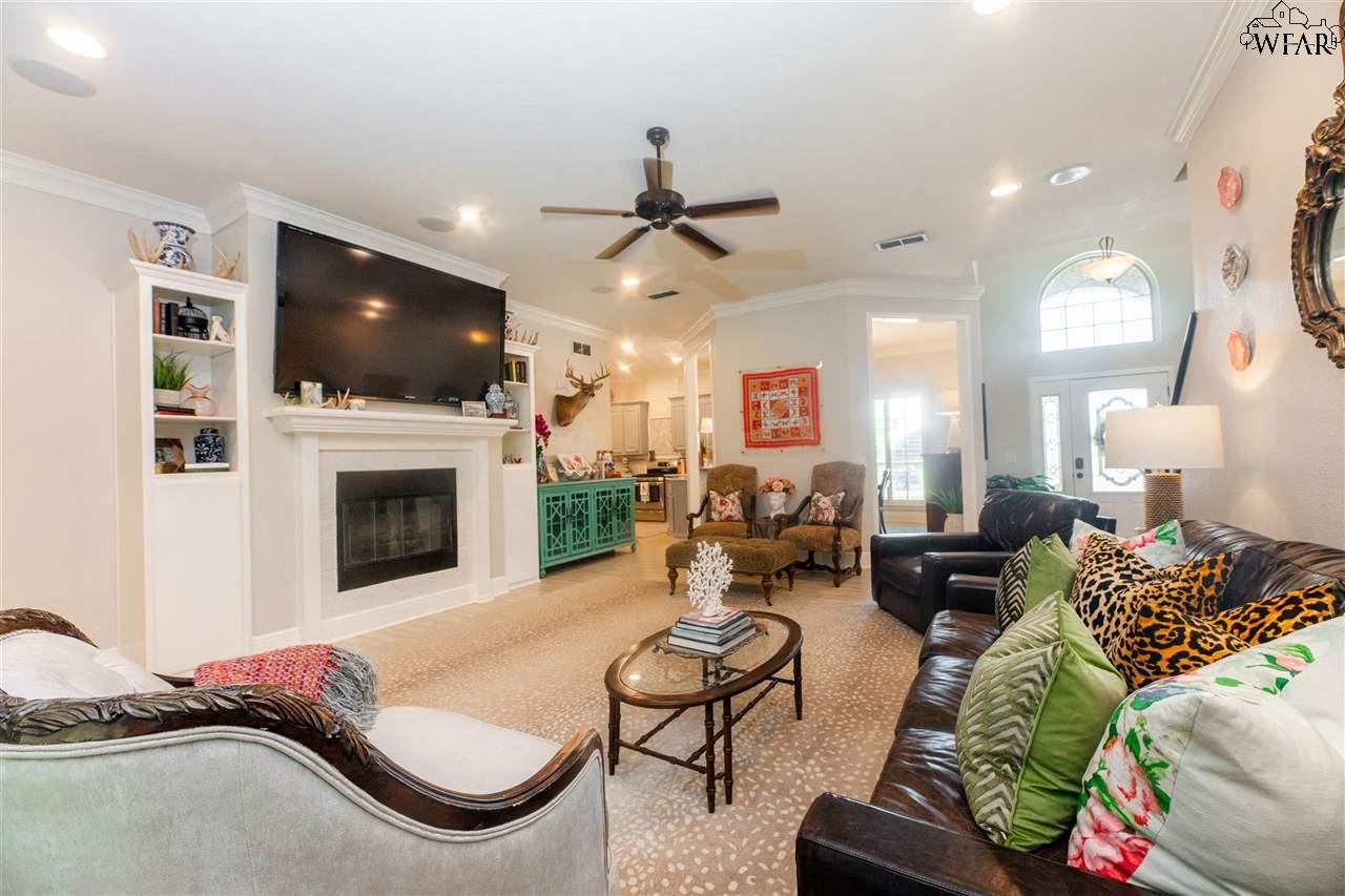 1704 Shoal Creek Drive, Wichita Falls, Texas image 8