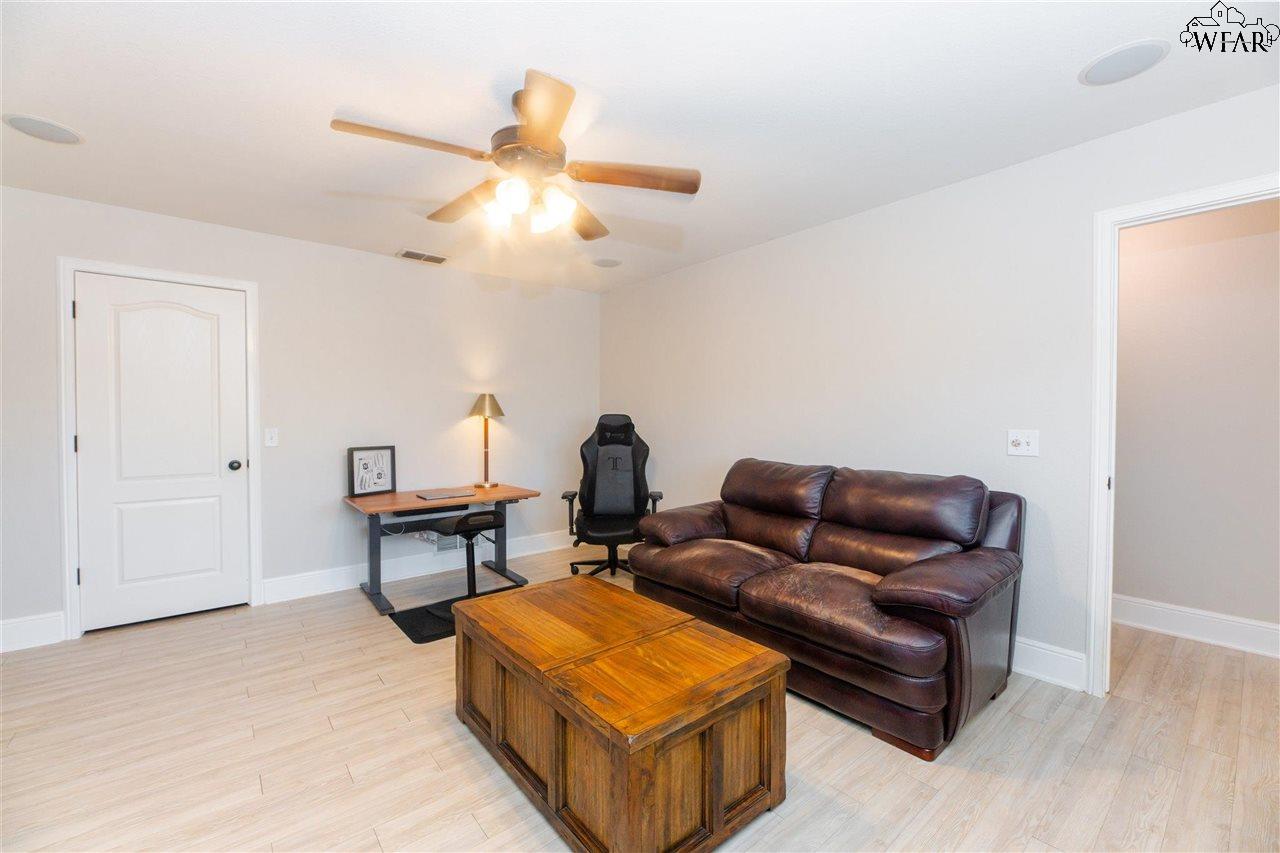 1704 Shoal Creek Drive, Wichita Falls, Texas image 24