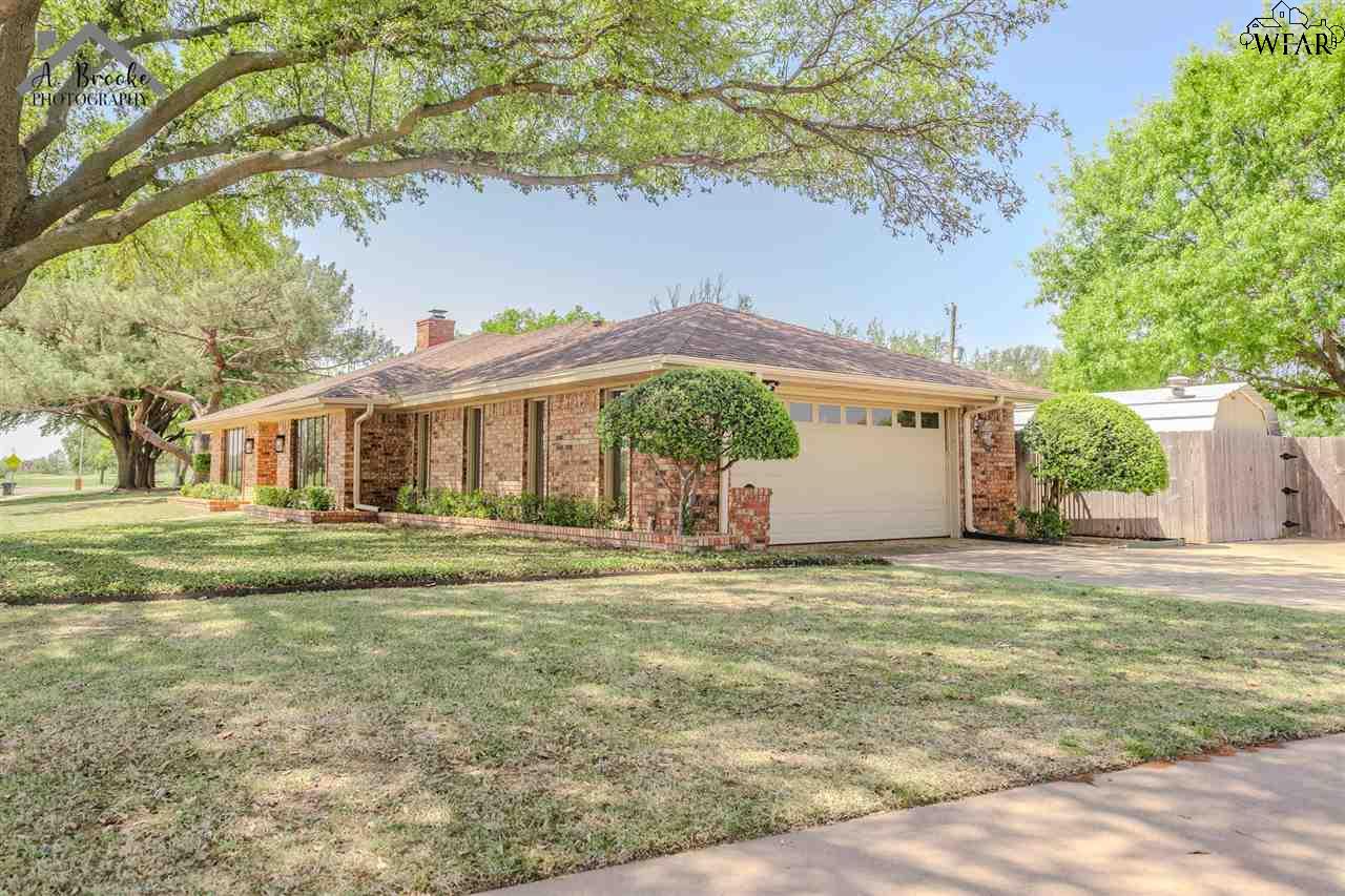 4500 Weeks Park Lane, Wichita Falls, Texas image 29