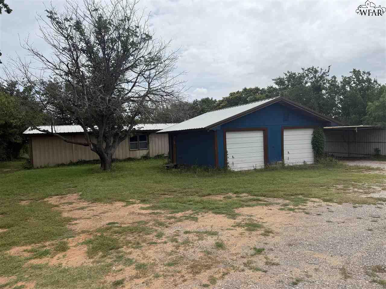 374 Pawnee Trail, Henrietta, Texas image 1