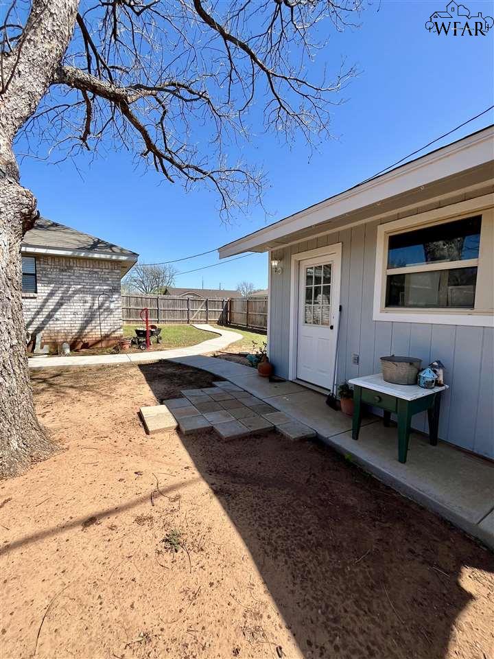 908 Sugarbush Lane, Burkburnett, Texas image 28