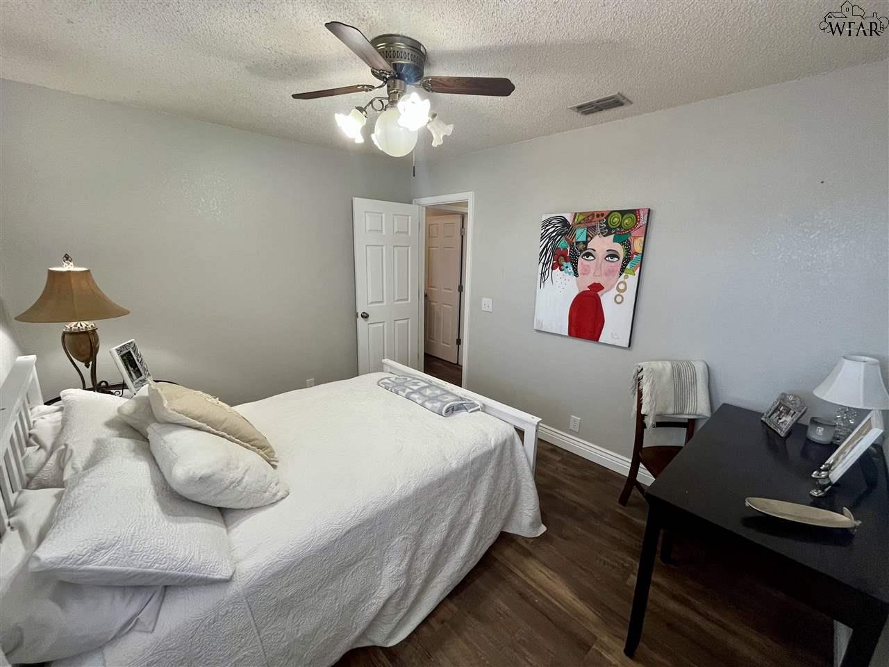 908 Sugarbush Lane, Burkburnett, Texas image 18