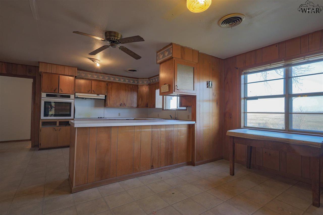 1942 Curly Road, Wichita Falls, Texas image 14