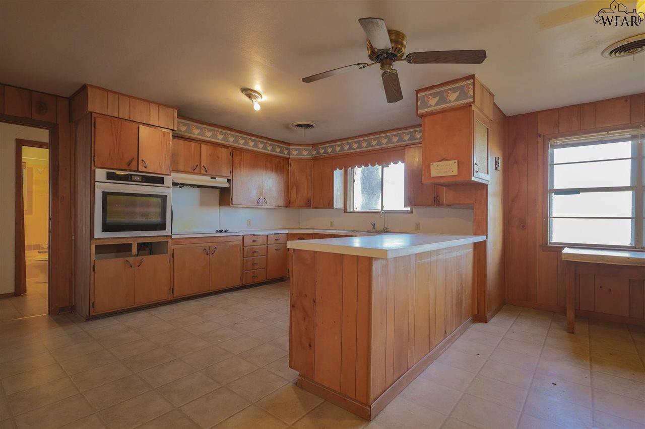 1942 Curly Road, Wichita Falls, Texas image 13