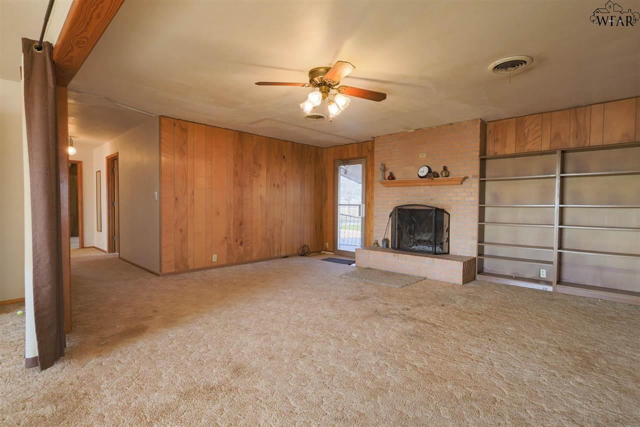 1942 Curly Road, Wichita Falls, Texas image 16