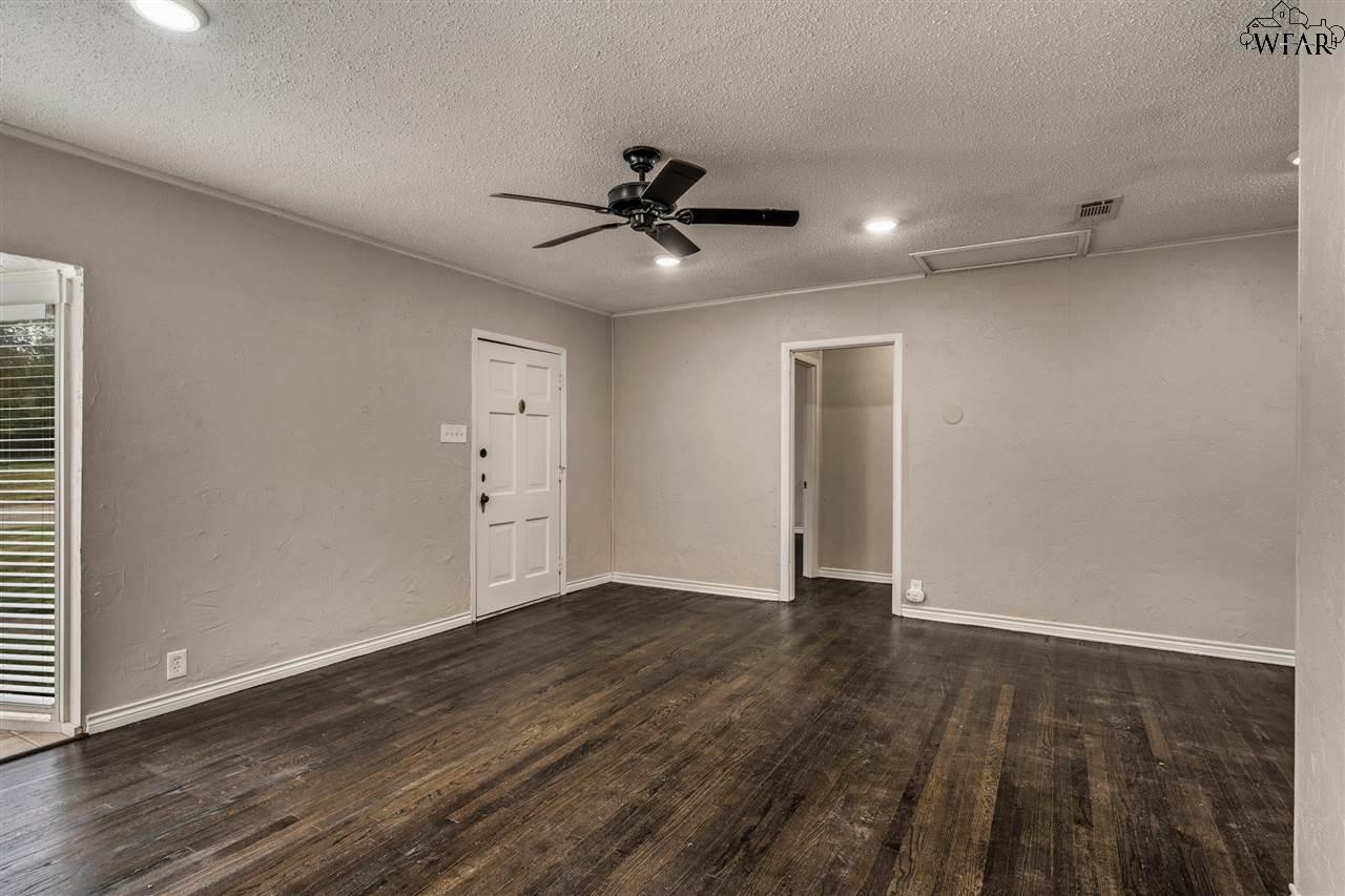 1657 Dayton Avenue, Wichita Falls, Texas image 4