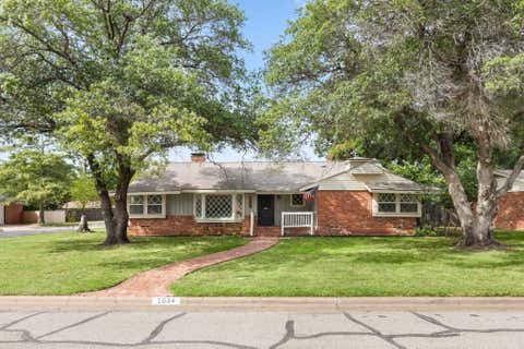Homes For Sale - 1534 Mesquite Street<br/> Wichita Falls, TX 76302