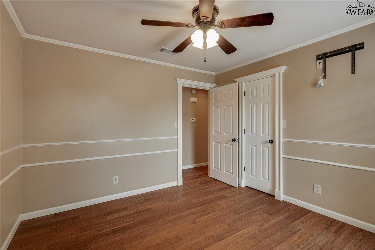 18 Surrey Circle, Iowa Park, Texas image 21
