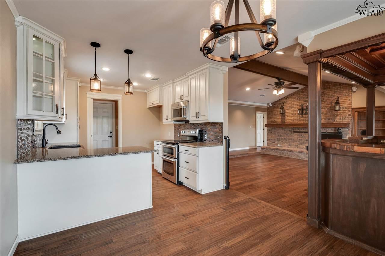 18 Surrey Circle, Iowa Park, Texas image 12