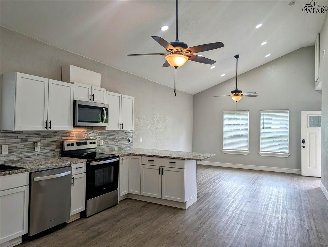 405 E 5th Street, Burkburnett, Texas image 3