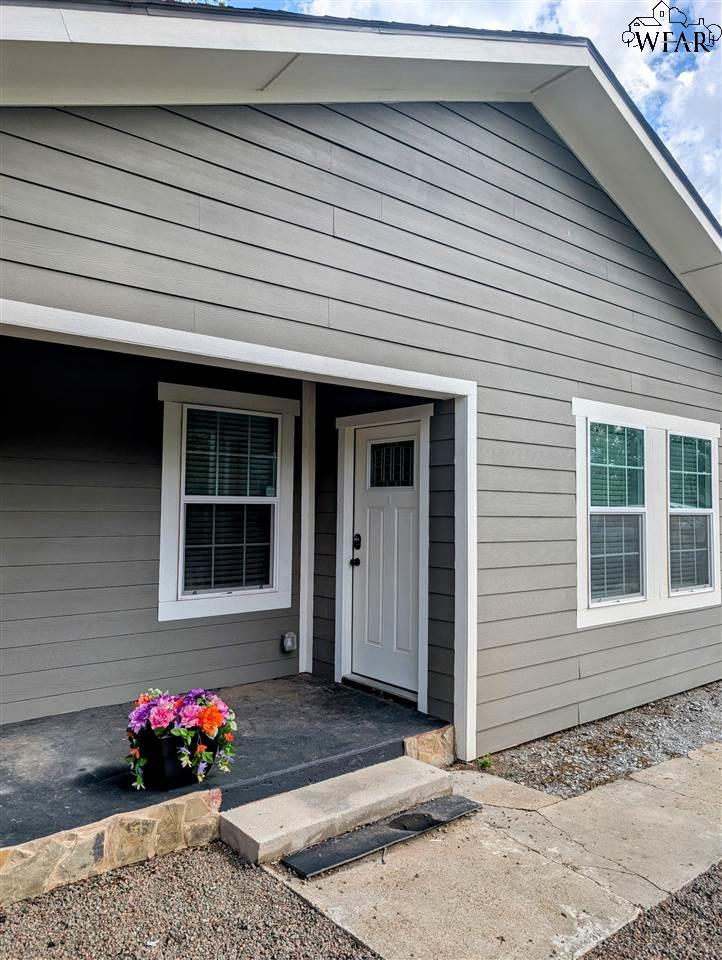 405 E 5th Street, Burkburnett, Texas image 2