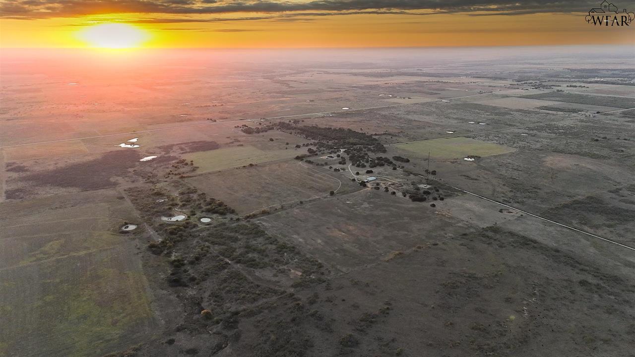760 Land Rd, Henrietta, Texas image 19