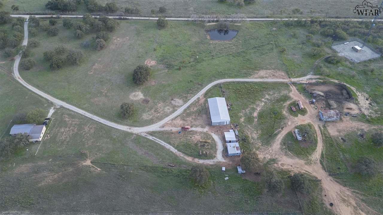 760 Land Rd, Henrietta, Texas image 18