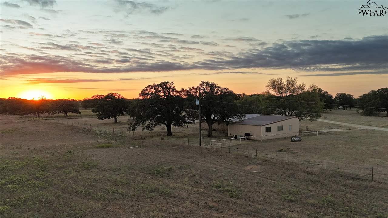 760 Land Rd, Henrietta, Texas image 4