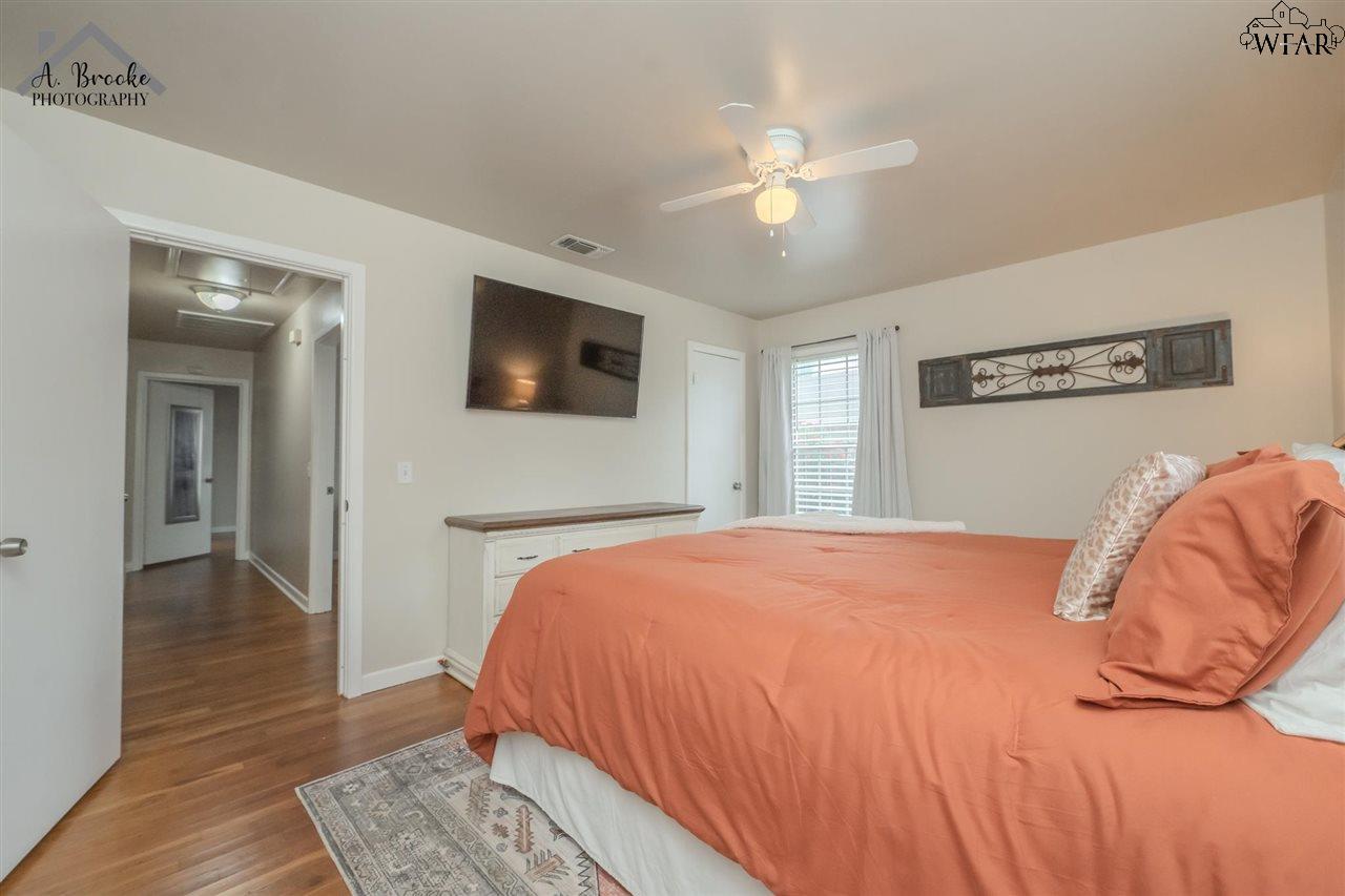 605 Meadow Drive, Burkburnett, Texas image 18
