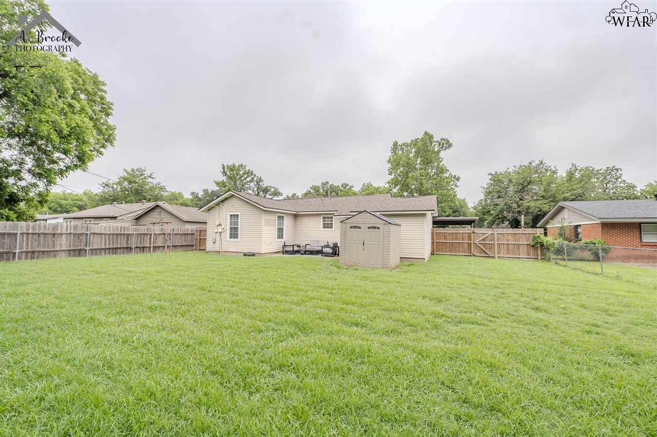 605 Meadow Drive, Burkburnett, Texas image 26