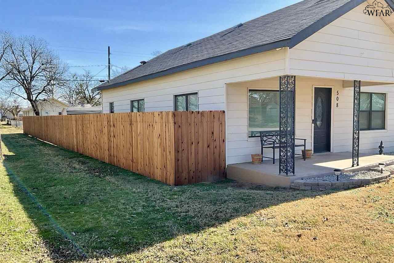 508 N Tackitt Street, Seymour, Texas image 12