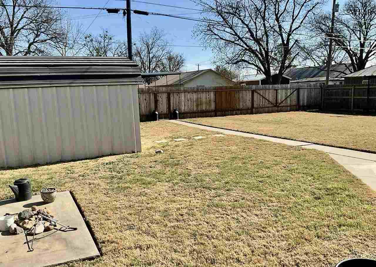 508 N Tackitt Street, Seymour, Texas image 13