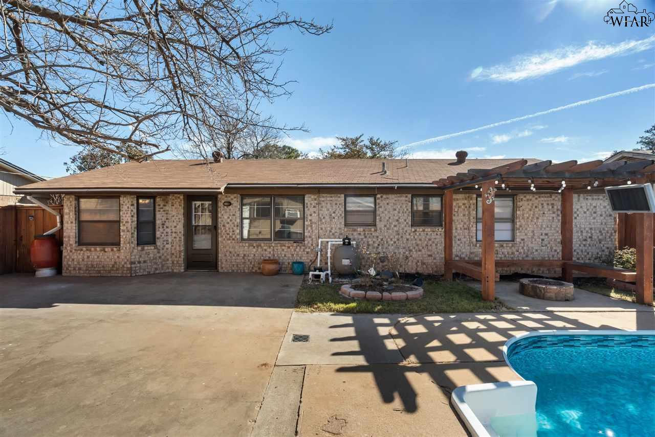 902 Dosia Street, Iowa Park, Texas image 23
