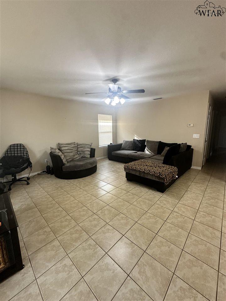 2002 Elizabeth Avenue, Wichita Falls, Texas image 2
