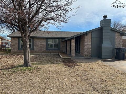 Apartment For Sale - 217 Dirks Drive<br/> Wichita County, Wichita Falls, TX 76302