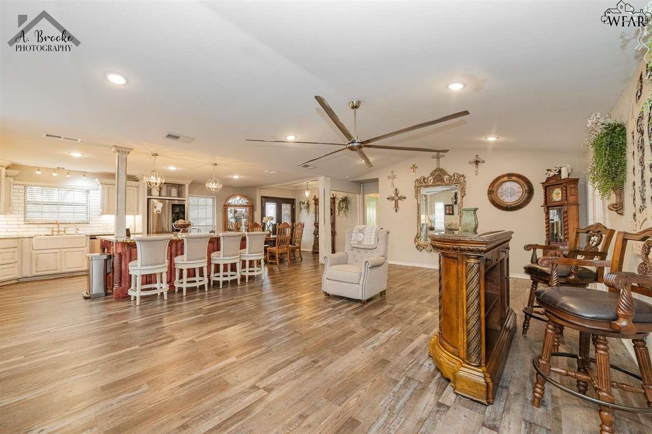4302 Hurson Lane, Wichita Falls, Texas image 14