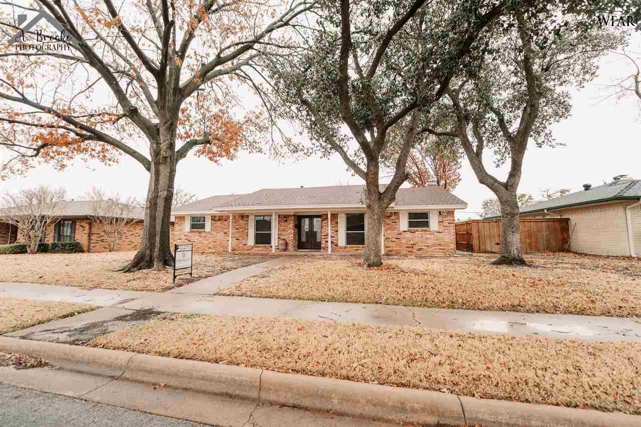 4302 Hurson Lane, Wichita Falls, Texas image 2