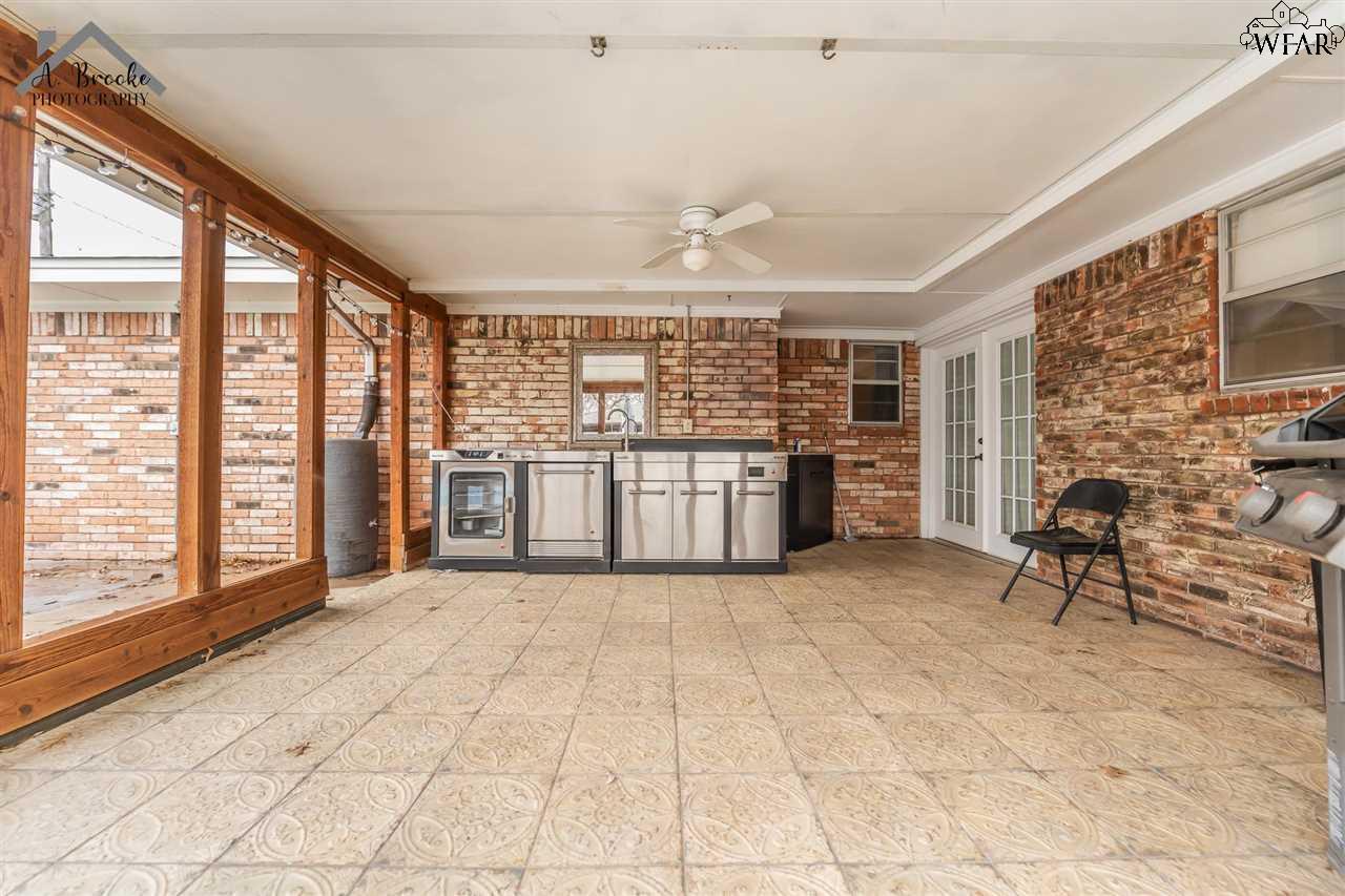 4302 Hurson Lane, Wichita Falls, Texas image 30