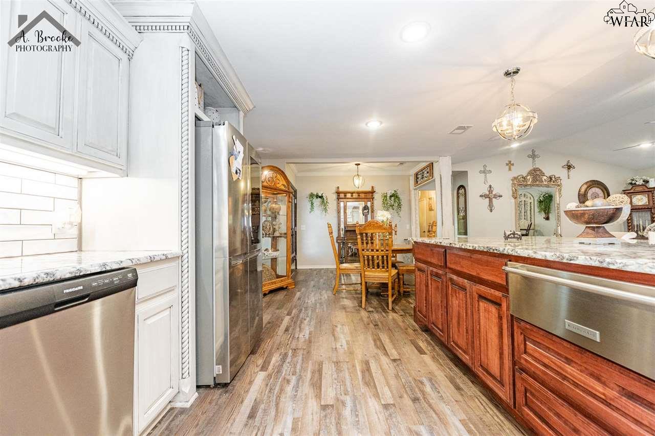 4302 Hurson Lane, Wichita Falls, Texas image 10