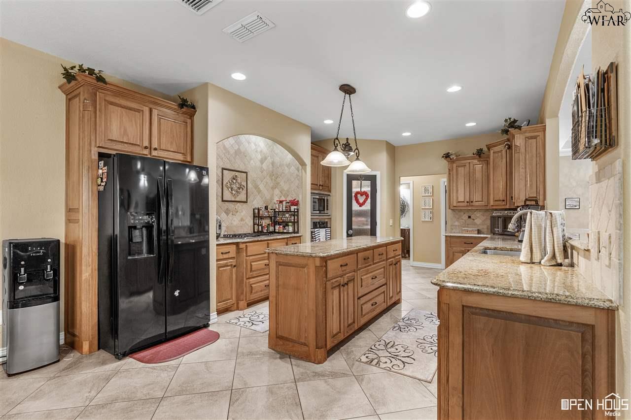 4 Pillars Court, Wichita Falls, Texas image 6
