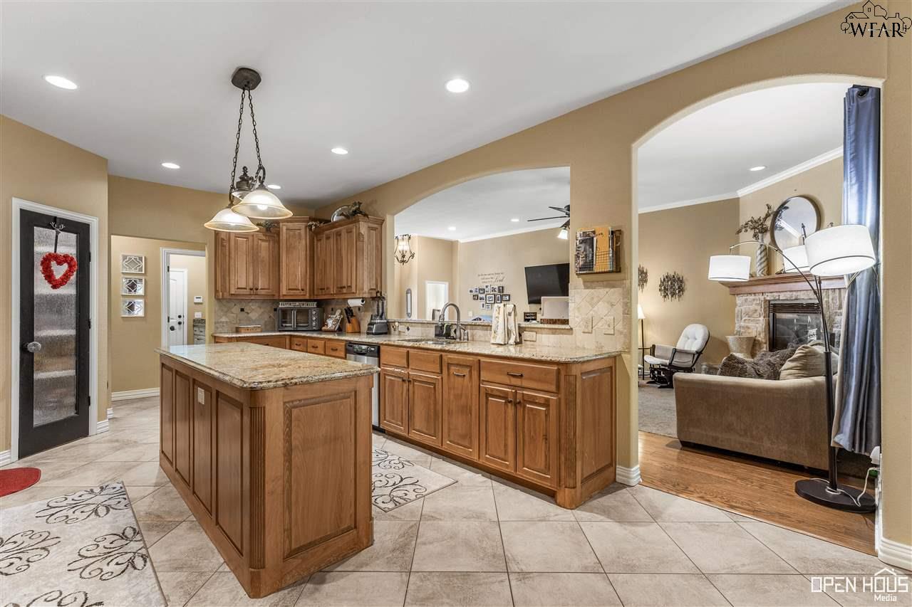 4 Pillars Court, Wichita Falls, Texas image 7