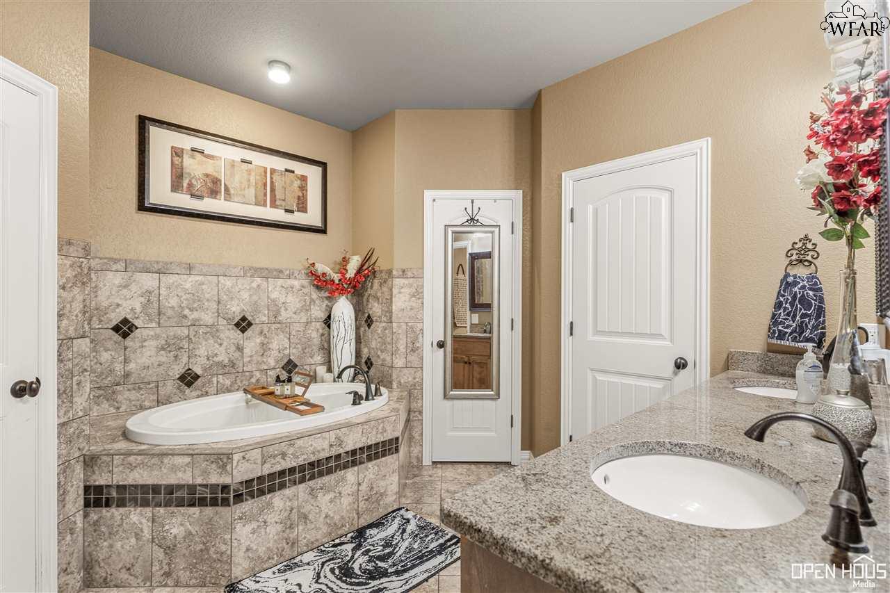 4 Pillars Court, Wichita Falls, Texas image 13