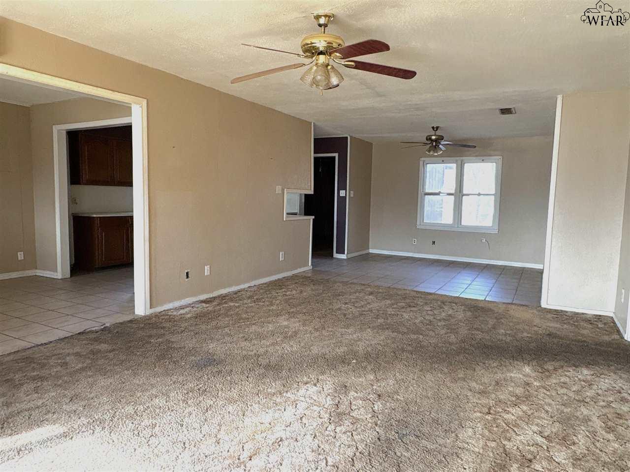 1204 NW Avenue H, Childress, Texas image 12