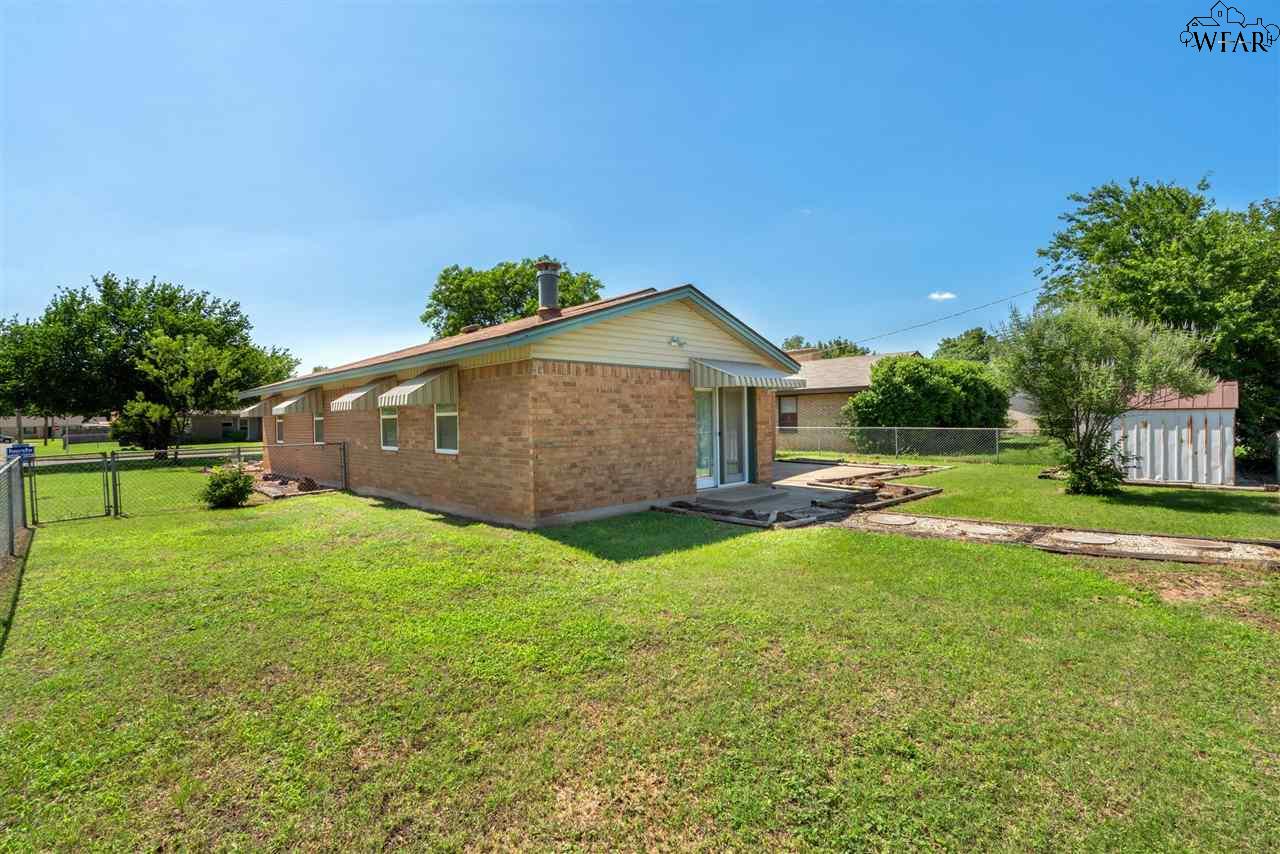 901 Dosia Drive, Iowa Park, Texas image 29