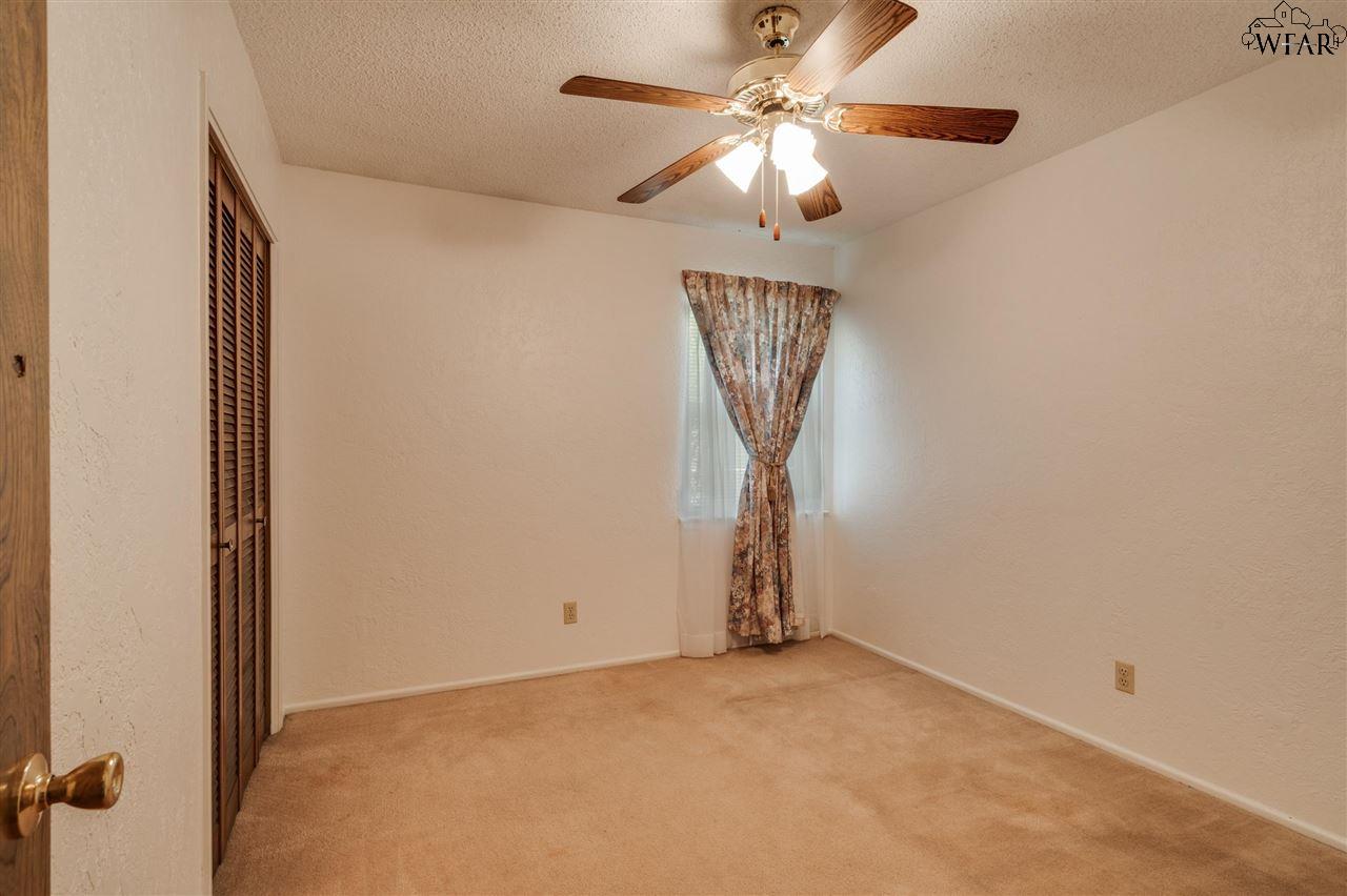 901 Dosia Drive, Iowa Park, Texas image 21