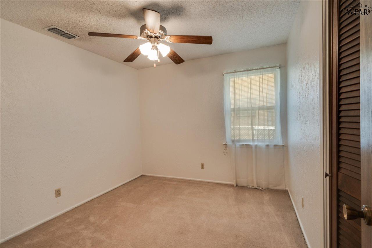 901 Dosia Drive, Iowa Park, Texas image 19