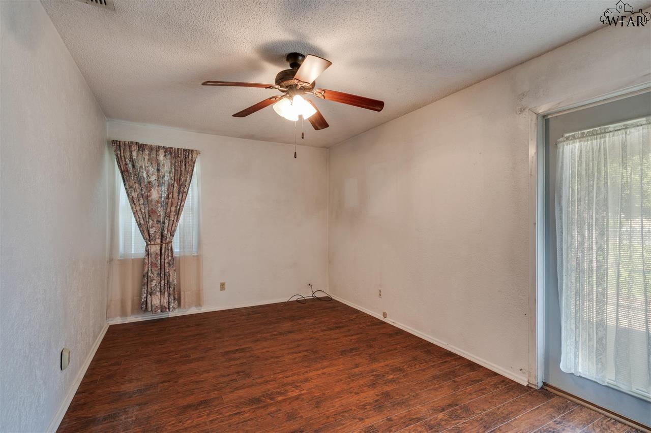 901 Dosia Drive, Iowa Park, Texas image 16