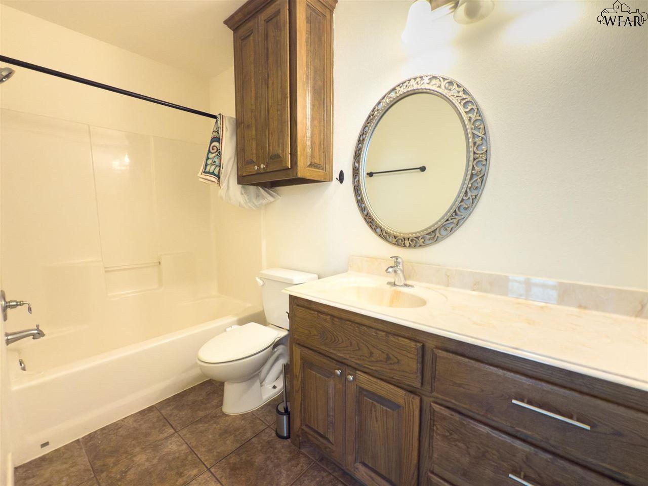4 Jayden Court, Wichita Falls, New York image 12