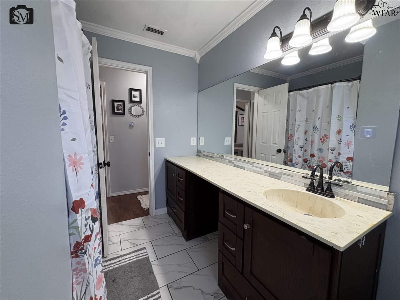 725 Gayle Street, Burkburnett, Texas image 18