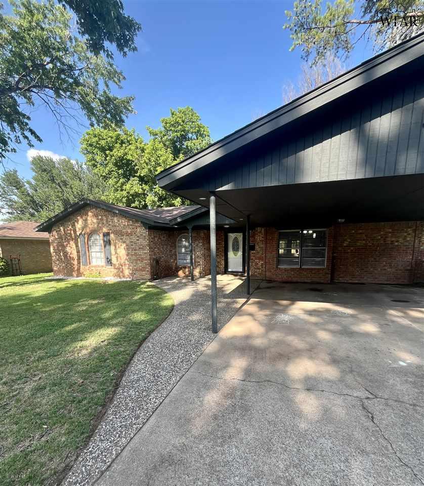 725 Gayle Street, Burkburnett, Texas image 27