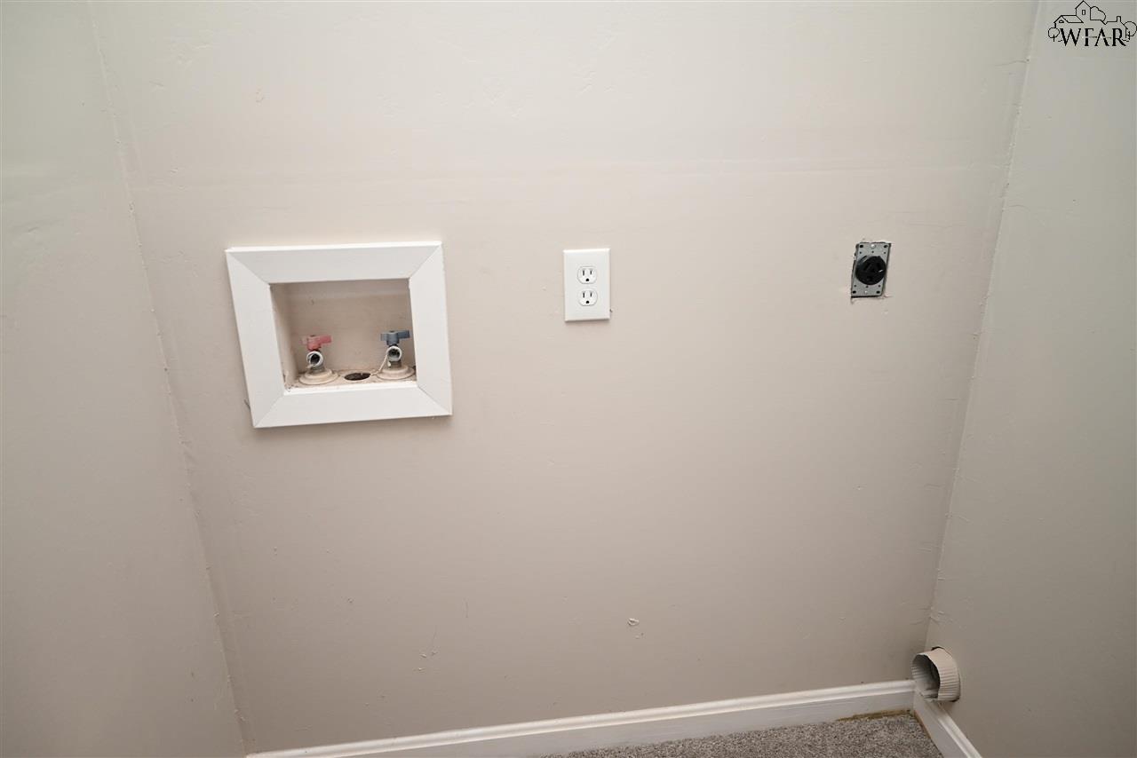 2813 Roanoke Drive, Wichita Falls, Pennsylvania image 17