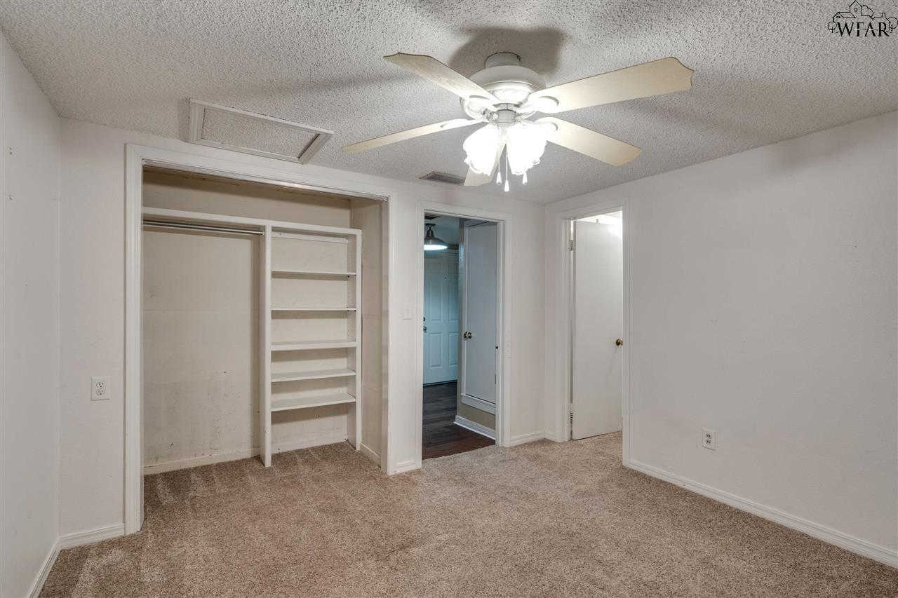 406 S Preston Road, Burkburnett, Texas image 23