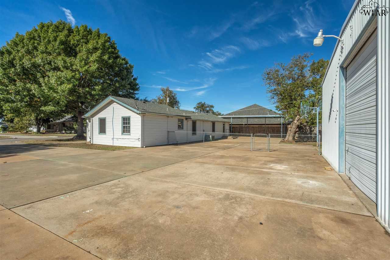 406 S Preston Road, Burkburnett, Texas image 29