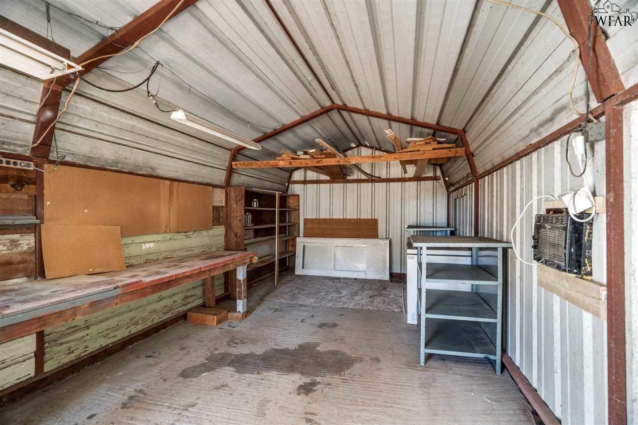 406 S Preston Road, Burkburnett, Texas image 26