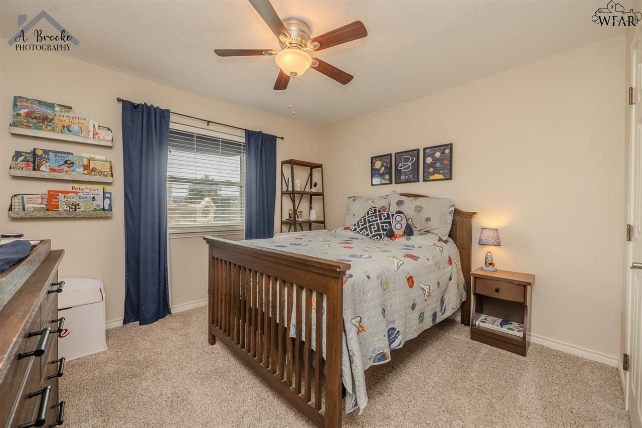 1318 Parliament Street, Burkburnett, Texas image 15