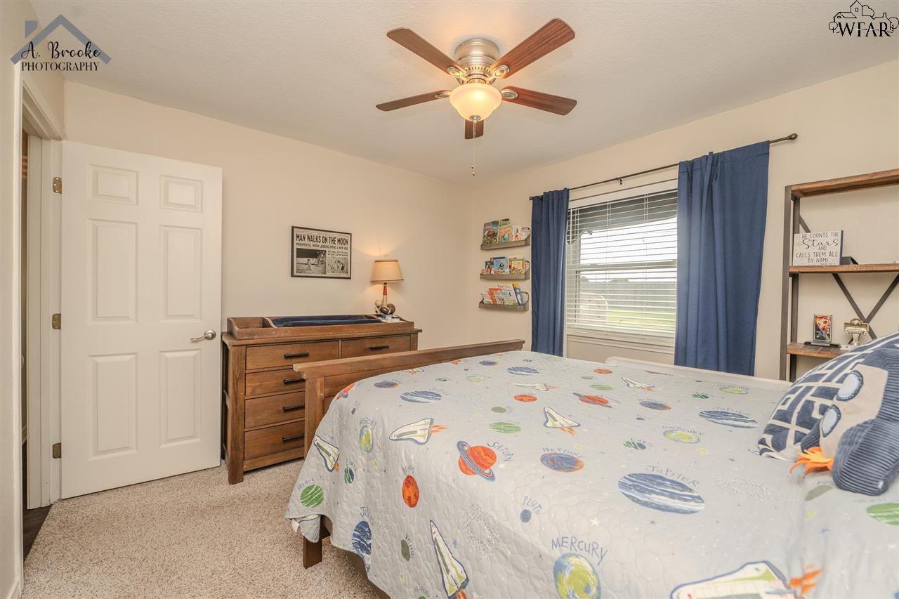 1318 Parliament Street, Burkburnett, Texas image 16