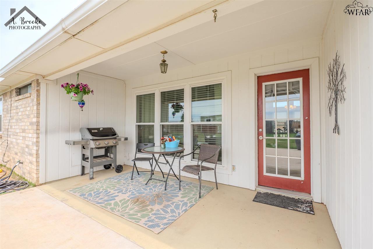 1318 Parliament Street, Burkburnett, Texas image 21