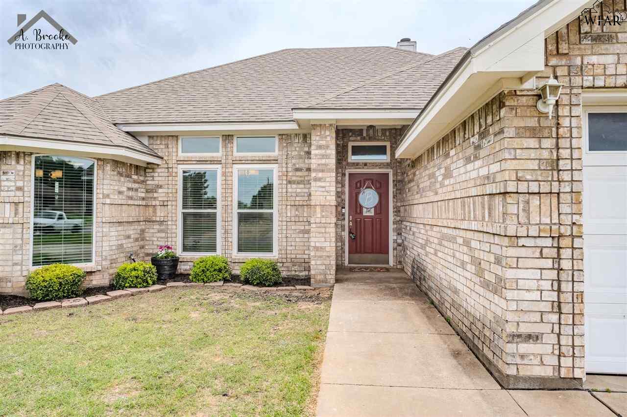 1318 Parliament Street, Burkburnett, Texas image 3