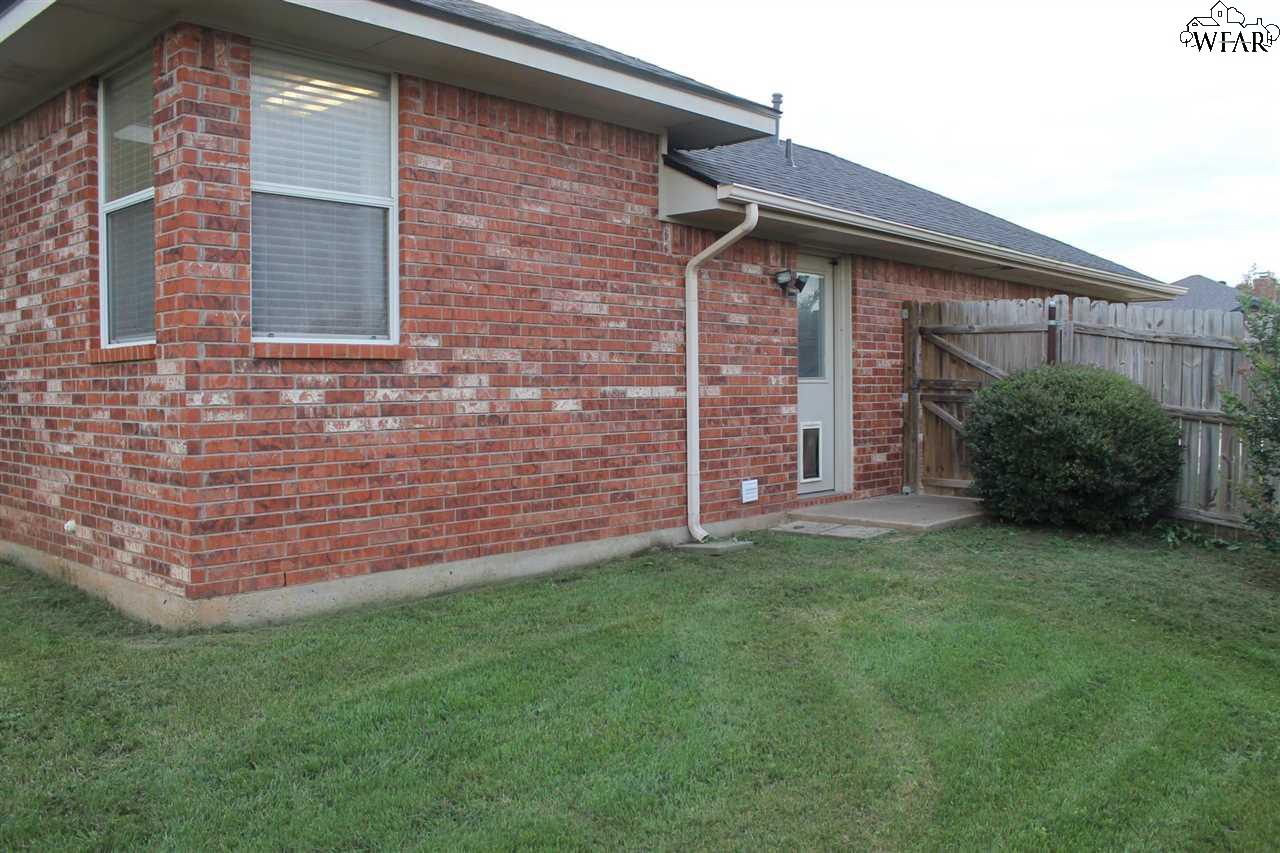 5301 Pepperbush Drive, Wichita Falls, Texas image 24